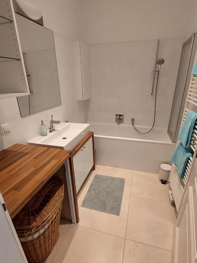 Apartment Am Sobieskiplatz By Interhome Vienna 0*,