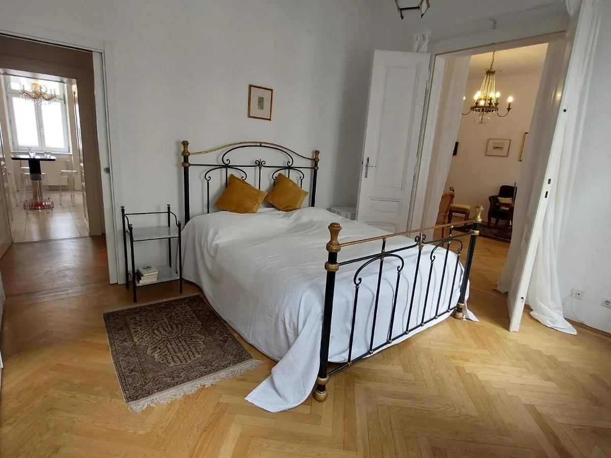 Apartment Am Sobieskiplatz By Interhome Vienna
