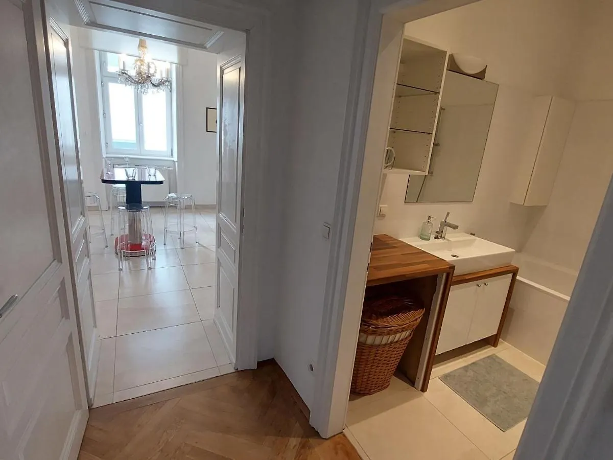 Apartment Am Sobieskiplatz By Interhome Vienna Austria