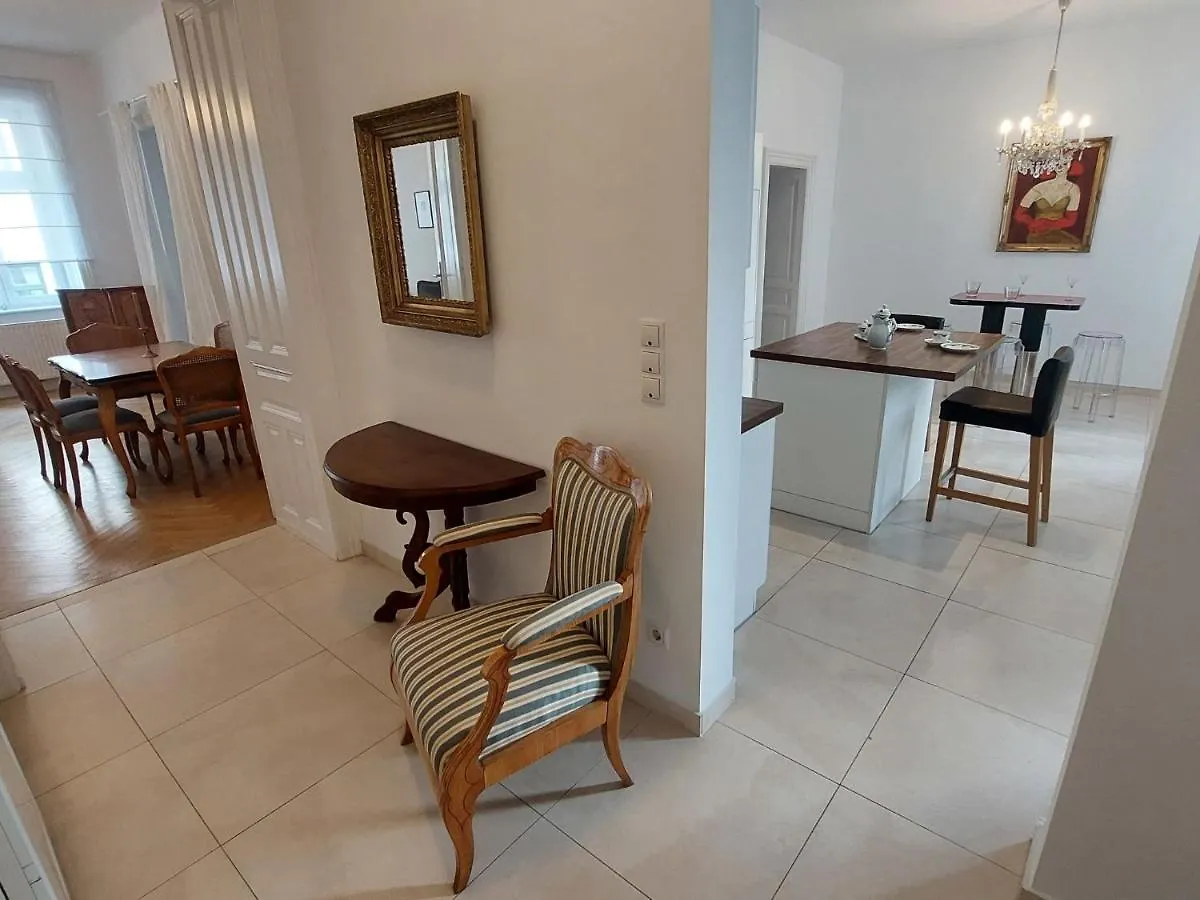 Apartment Am Sobieskiplatz By Interhome Vienna Austria